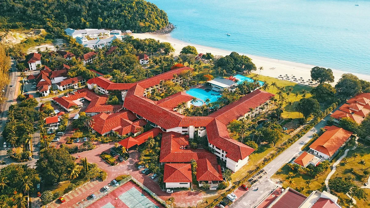 نمای ساختمان هتل Holiday Villa Resort & Beachclub Langkawi