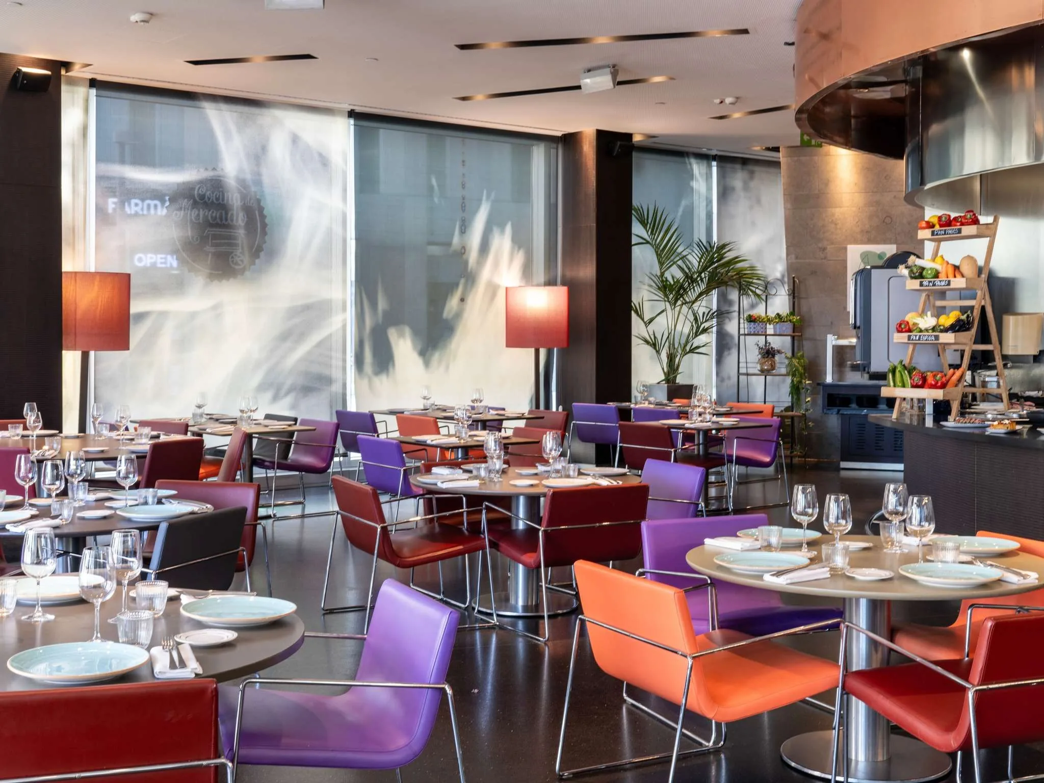 Novotel Barcelona City، تصویر 3