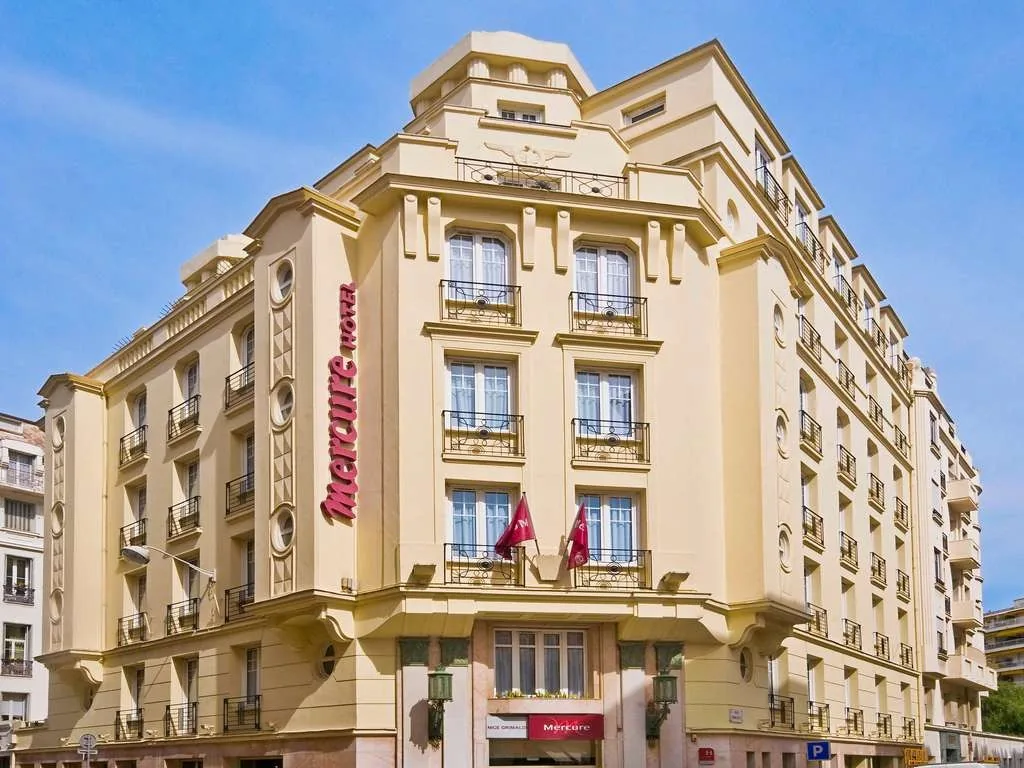 نمای ساختمان هتل Mercure Nice Centre Grimaldi