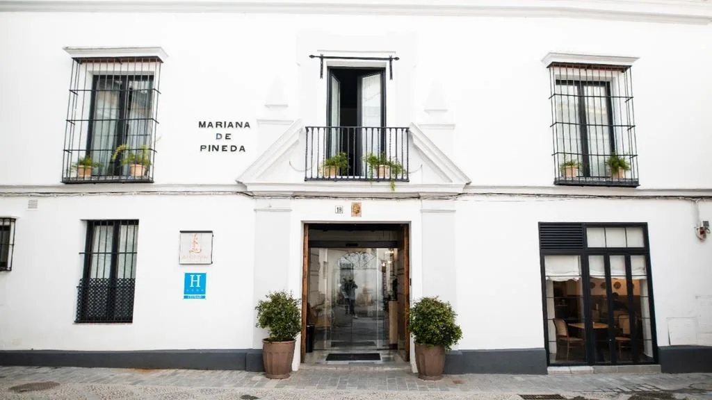 Legado Alcázar Hotel