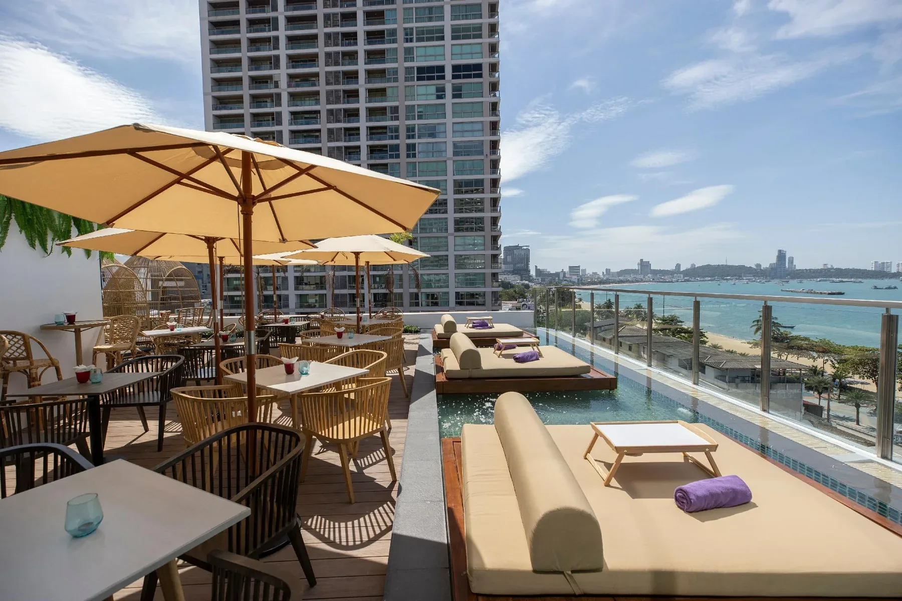 Pattaya Sea View Hotel، تصویر 3